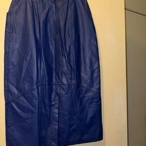 Rare color Vintage BRare color Vintage Blue Genuine Leather Pencil Skirt, Size 8
